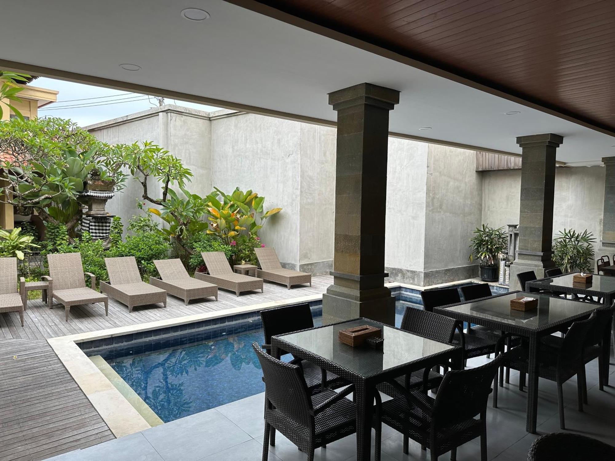Villa Bunga Hotel Seminyak Exterior foto
